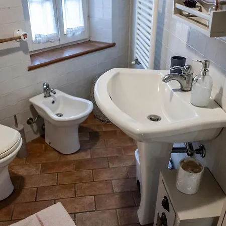 Casina Di Tufo A 5 Minuti Da Sorano E Pitigliano, Wi-fi 度假居